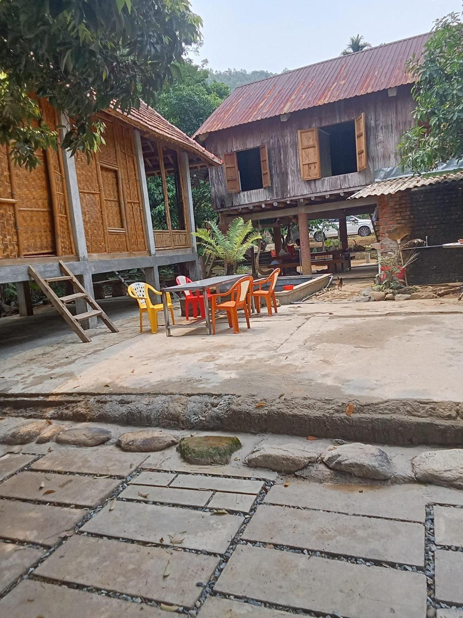 Homestay Ho Son - Thac Anor A Luoi Esterno foto
