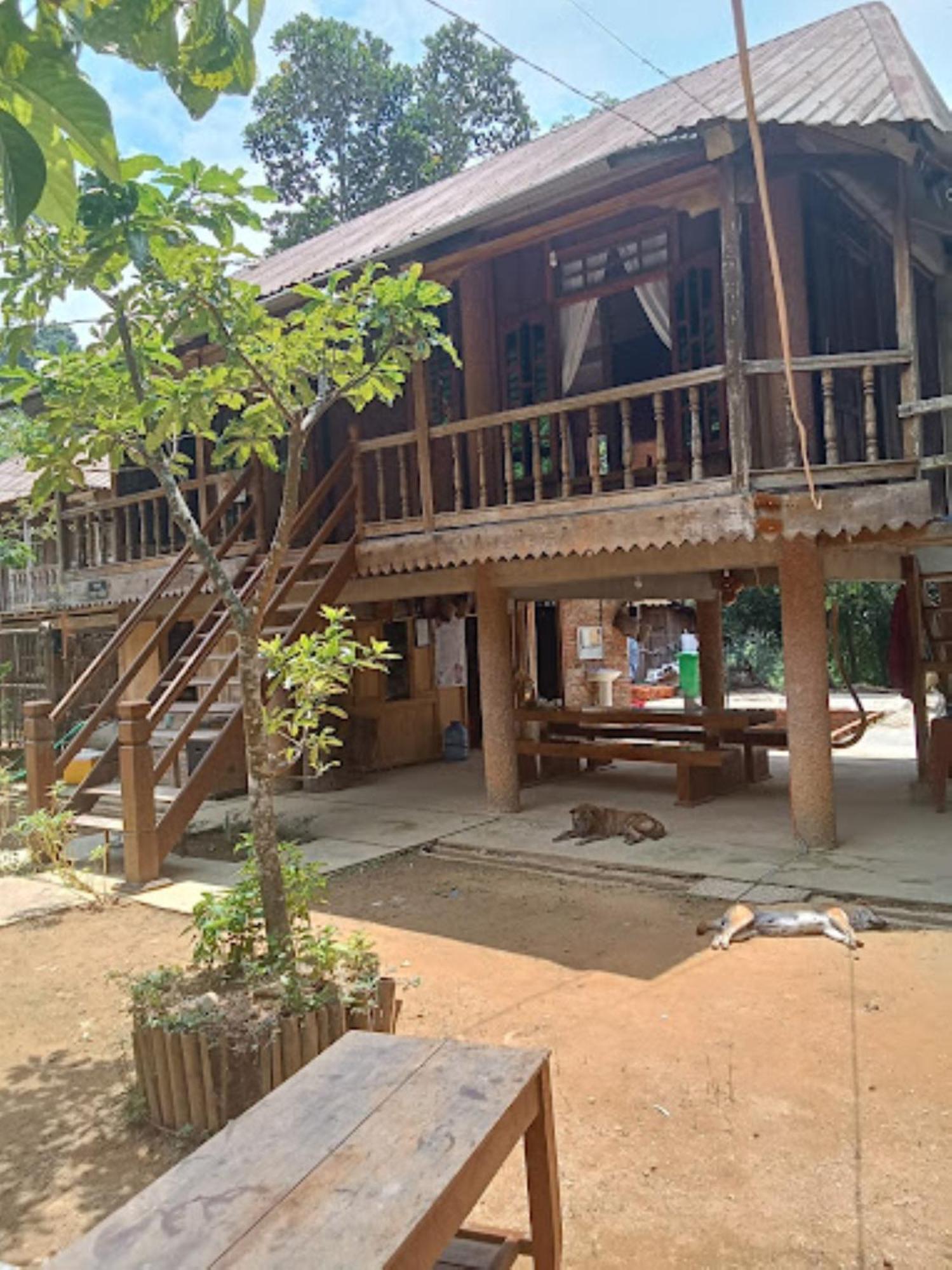 Homestay Ho Son - Thac Anor A Luoi Esterno foto