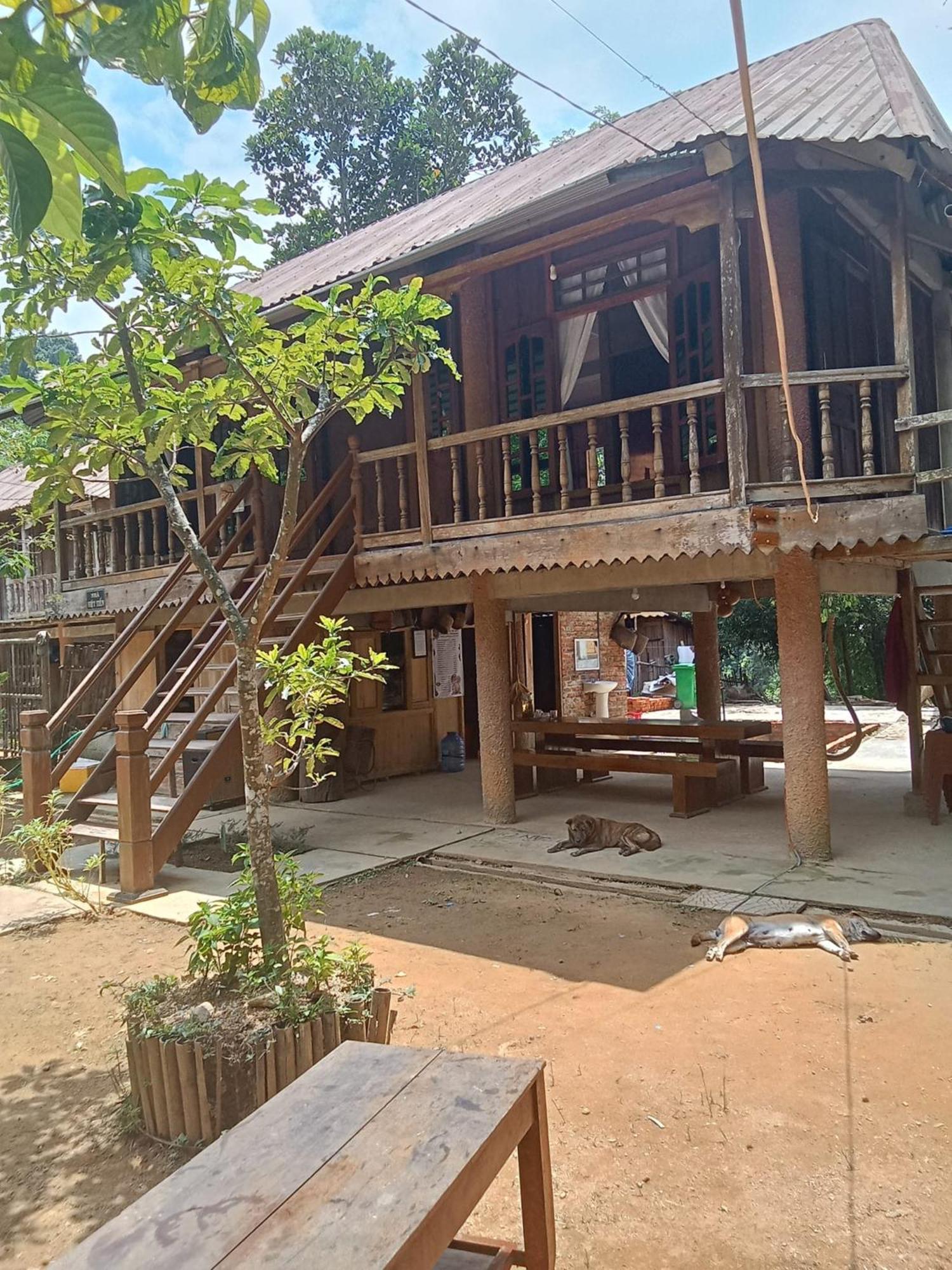 Homestay Ho Son - Thac Anor A Luoi Esterno foto